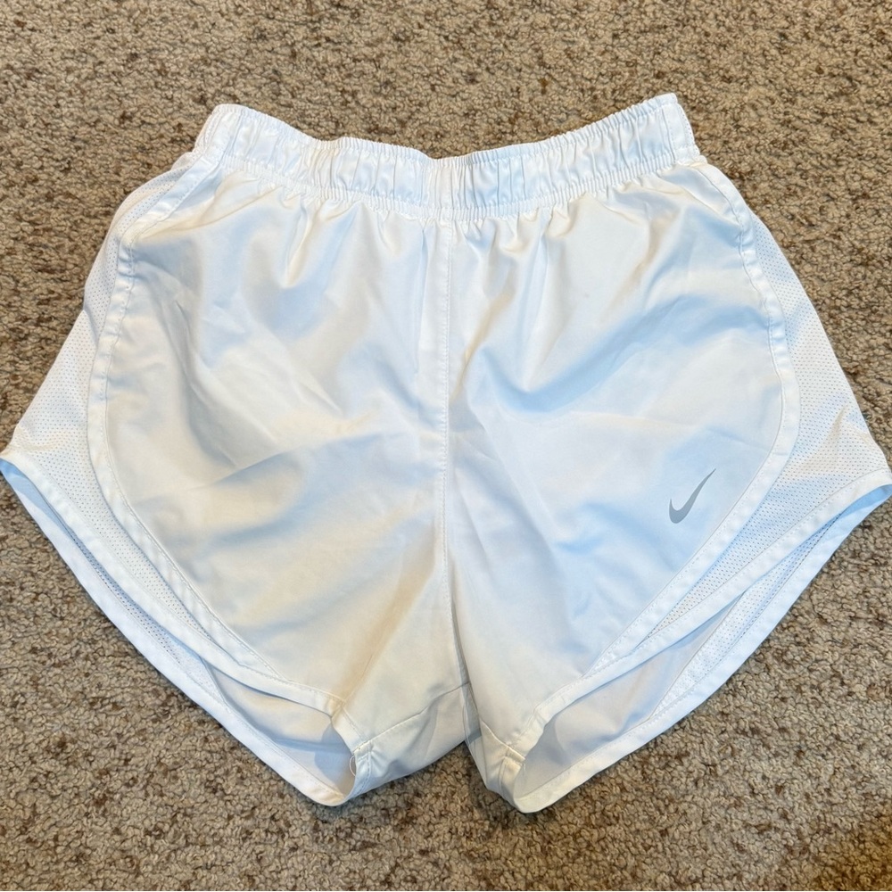 Nike White Athletic Shorts Lightweight Performance